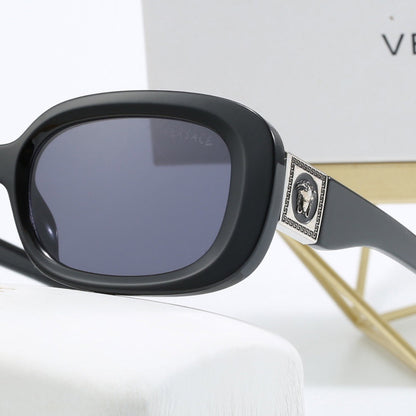 Retro Small Square Frame Sunglasses