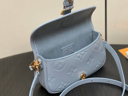 Exquisite leather bags-410