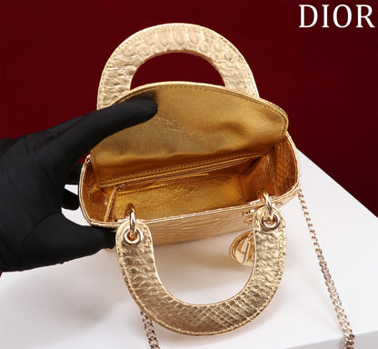 Exquisite leather bags-104